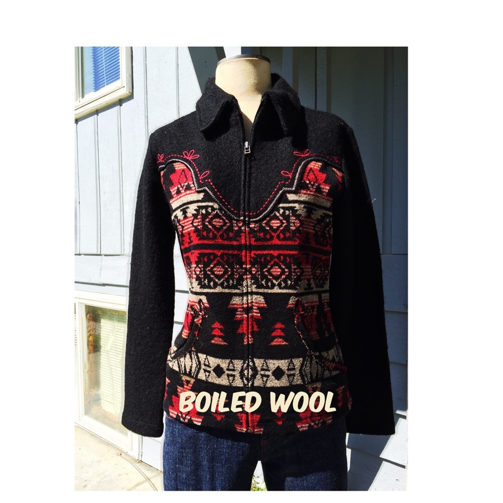 COPY - NWTGS BOILED WOOL JACKET🏮 TRIBAL PRINT🏮SMA…
